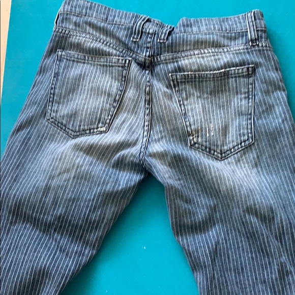 Jeans - Picture 3 of 3